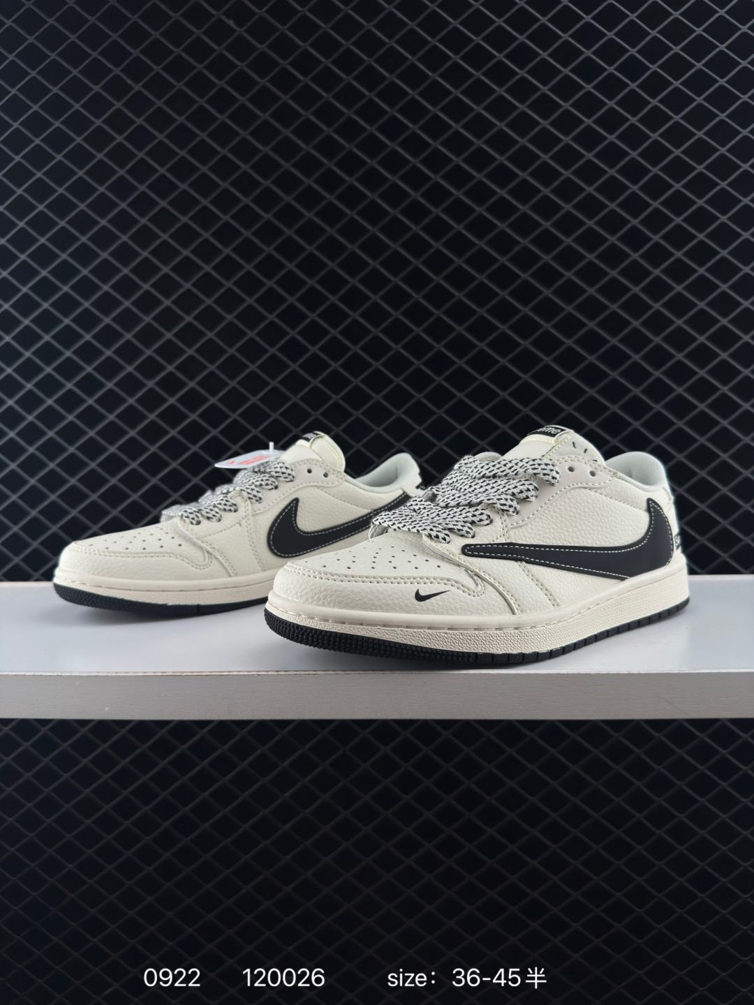 Travis Scott x Air Jordan 1 ” Reverse Mocha “